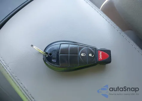 2011 Dodge Durango Express z USA, uszkodzony, nr VIN 1D4RE2GG4BC733938